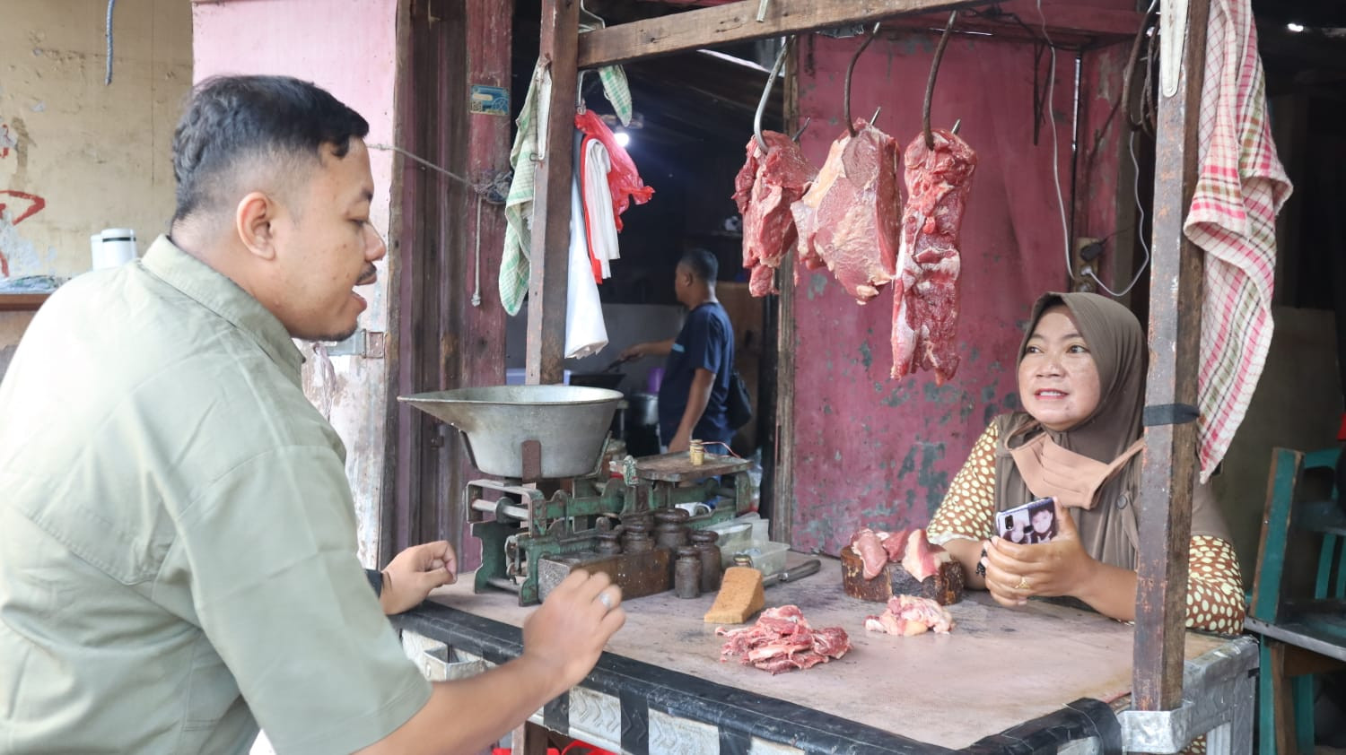 Monitoring Harga Daging RPH Surabaya: Harga Stabil, Pasokan Aman